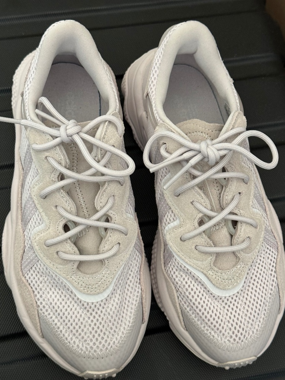 adidas ozweego